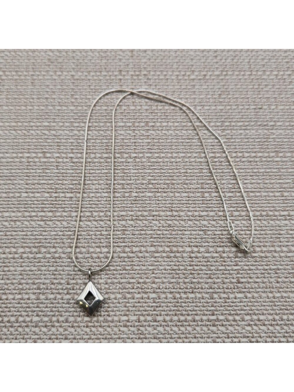 16 Inch Sterling Silver Open Diamond Rhombus Pendant Snake Chain Necklace A8961